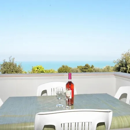 Azzurro Rodi Garganico